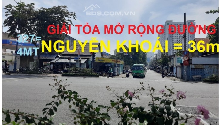 Nhà 4 mặt tiền